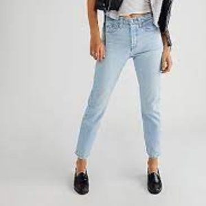 Levis Wedgie Icon High Rise Size 32
